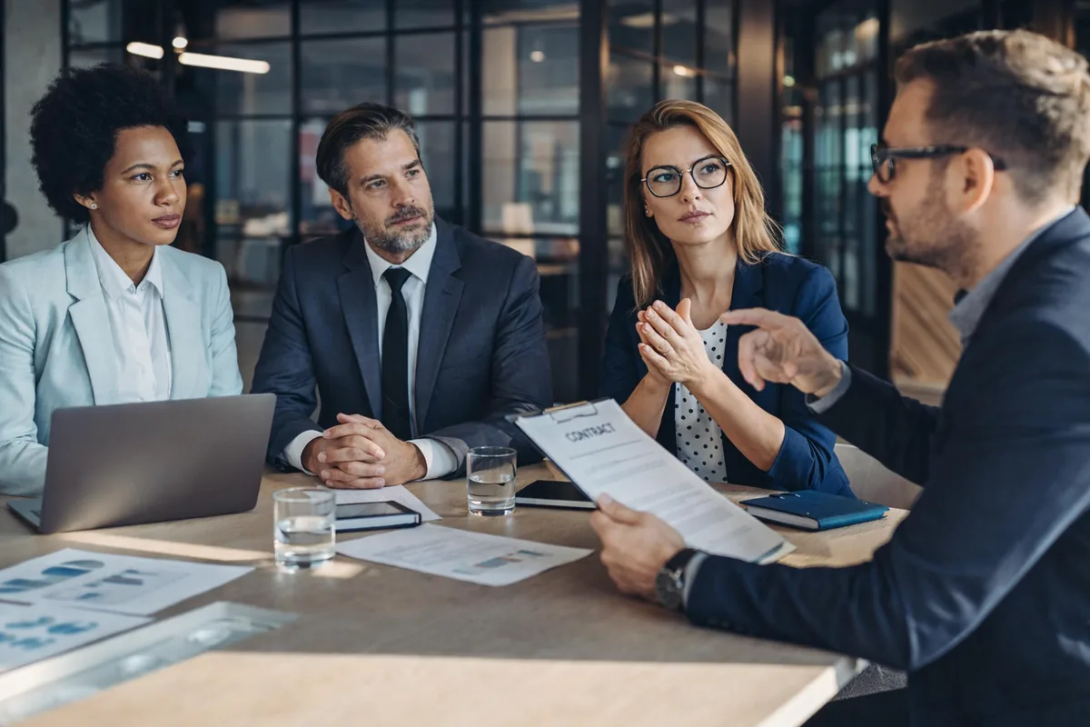 Private investor evaluating UAE holding structures